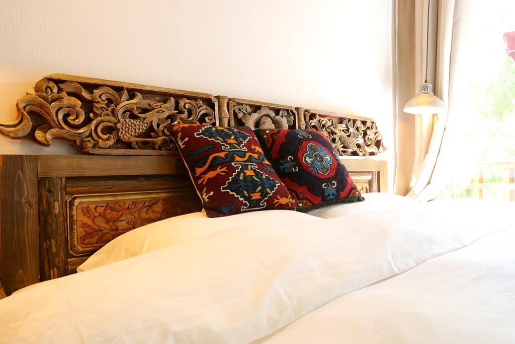 Shangri-La Mid - Mountain Homestay Ngoại thất bức ảnh