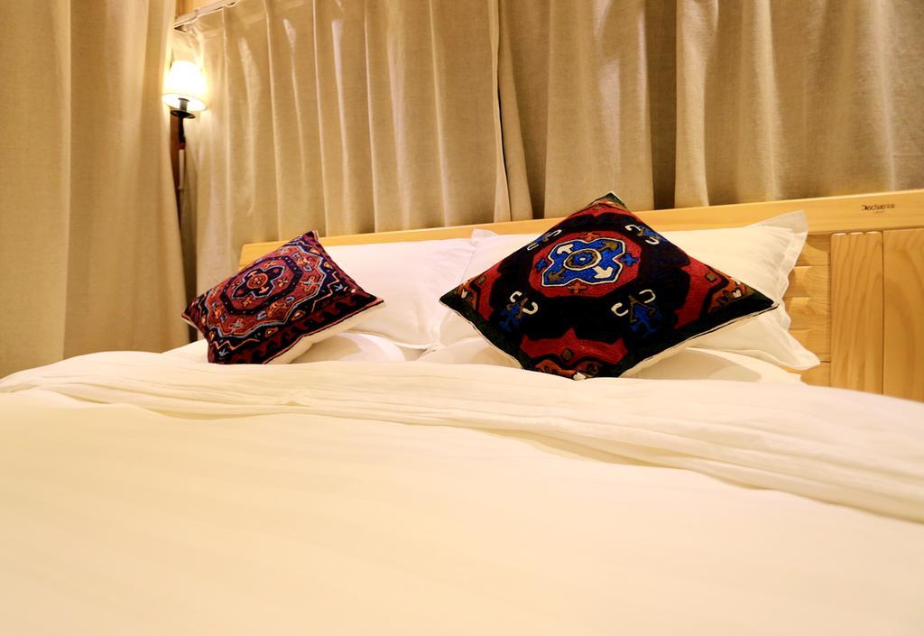 Shangri-La Mid - Mountain Homestay Ngoại thất bức ảnh