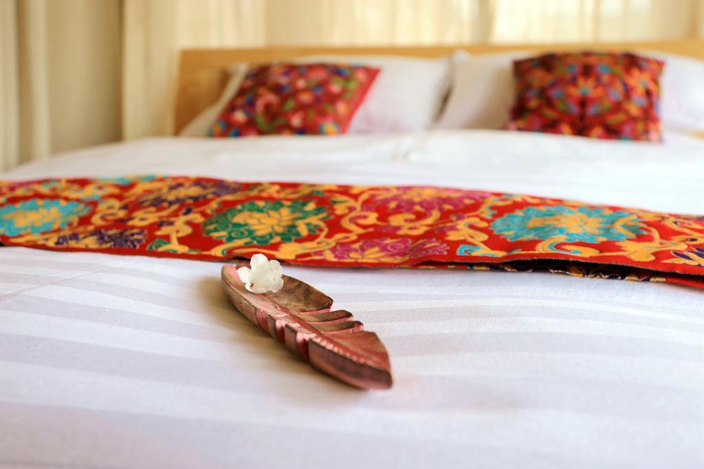 Shangri-La Mid - Mountain Homestay Ngoại thất bức ảnh