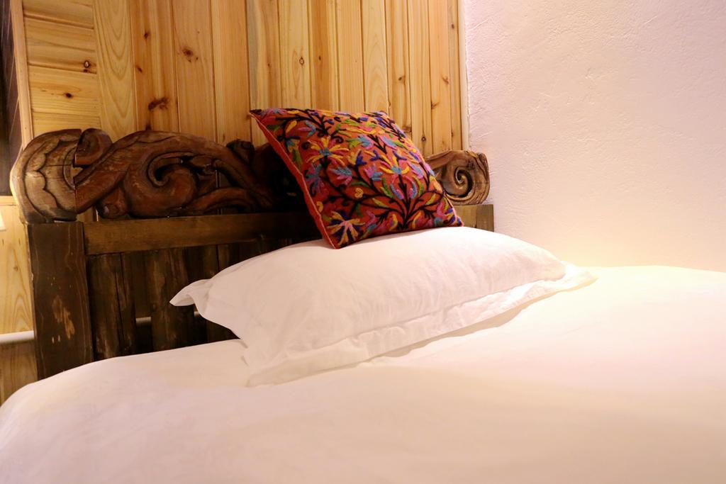 Shangri-La Mid - Mountain Homestay Ngoại thất bức ảnh