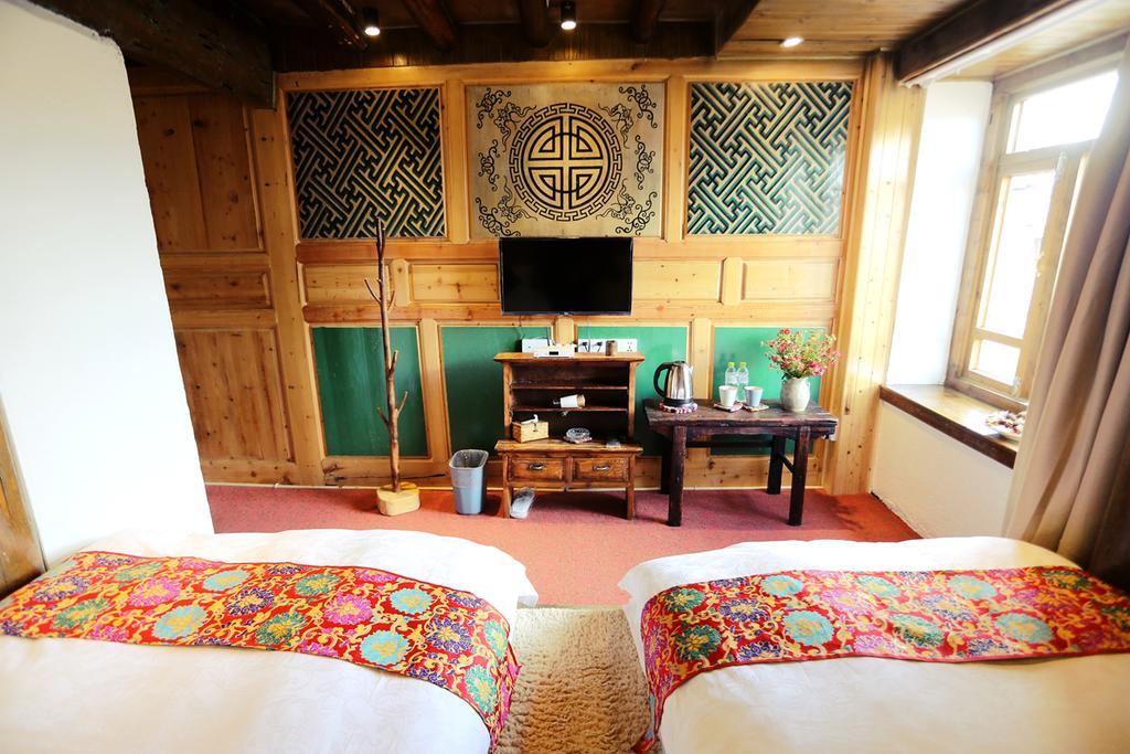 Shangri-La Mid - Mountain Homestay Ngoại thất bức ảnh