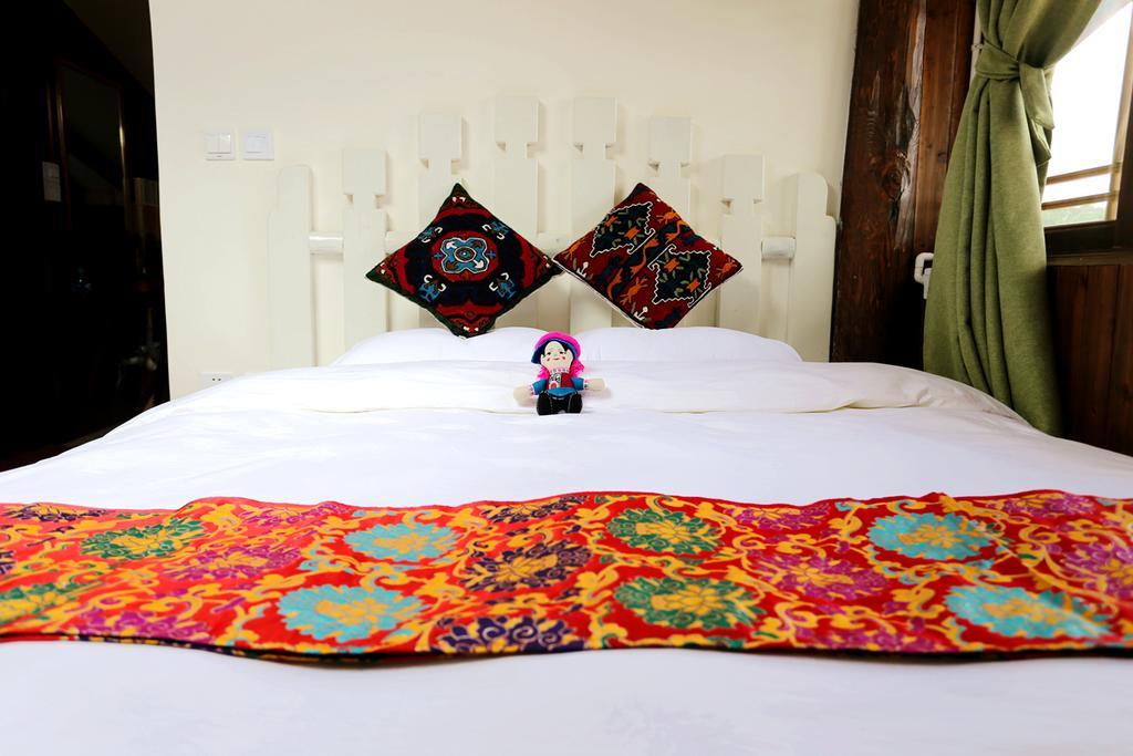 Shangri-La Mid - Mountain Homestay Ngoại thất bức ảnh